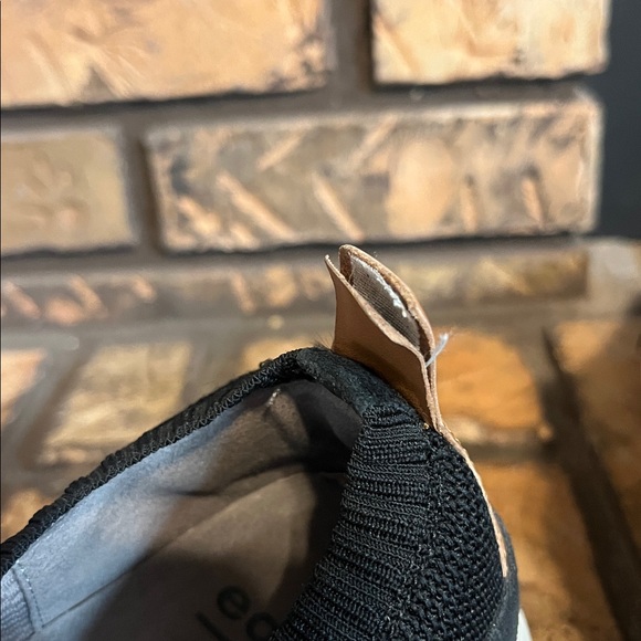 Earth Desire Flow Women’s Black & Tan Slip On Sneakers Size 8 - Picture 7 of 11